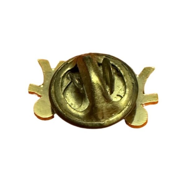 Vintage Brass Lapel Pin Three Holding Hands Figures United Design Collectible - Picture 5 of 5